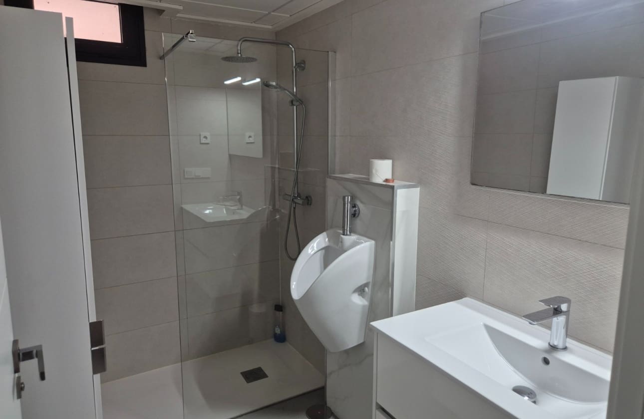 5 quarto Moradia para venda em Los Balcones com piscina garagem - 960 000 € (Ref: 9844033)