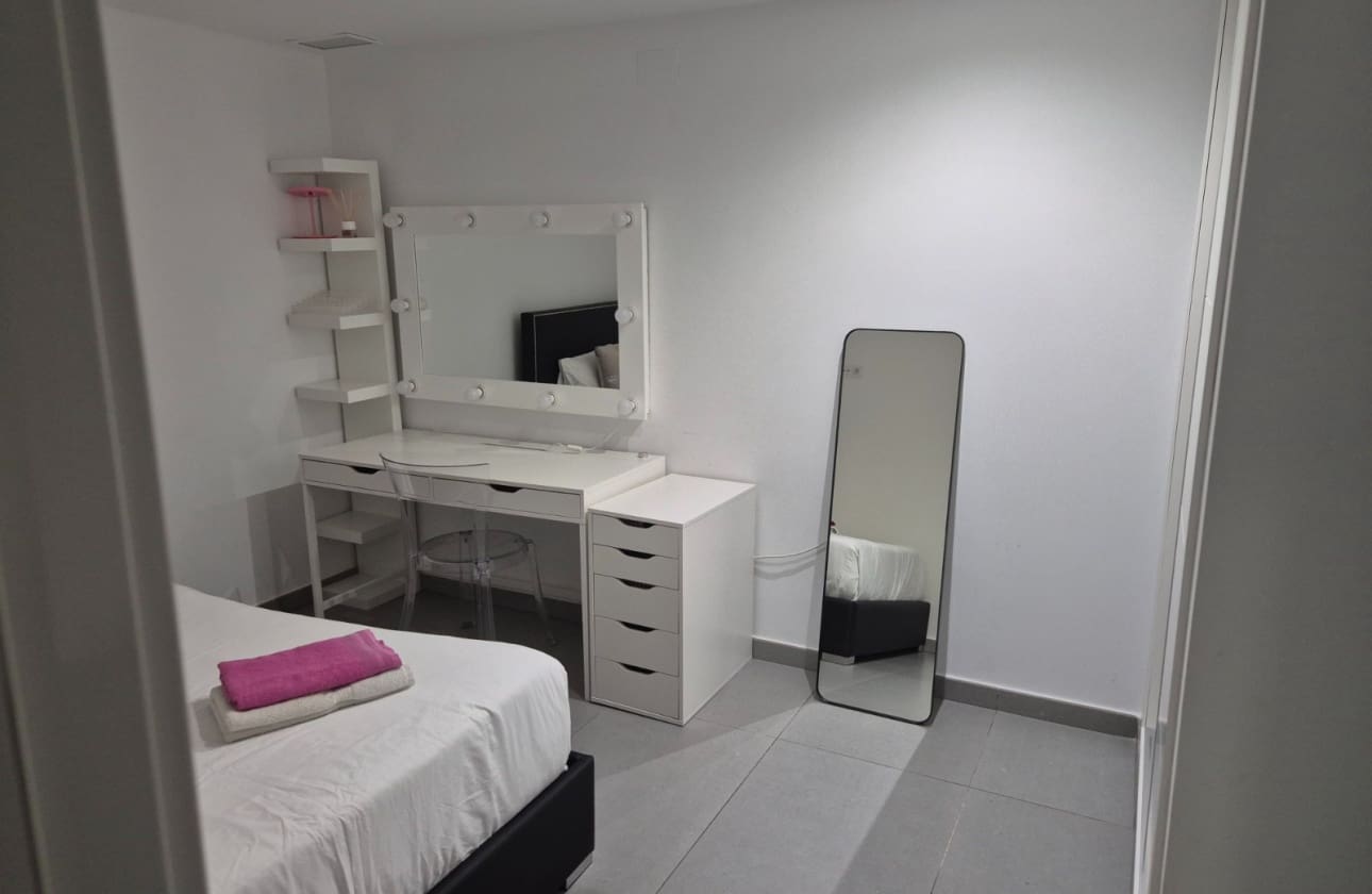 5 quarto Moradia para venda em Los Balcones com piscina garagem - 960 000 € (Ref: 9844033)