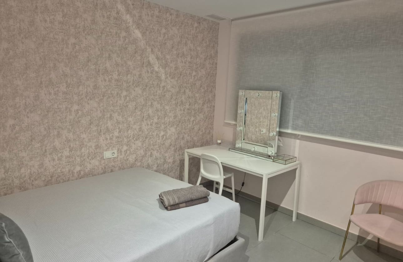 5 quarto Moradia para venda em Los Balcones com piscina garagem - 960 000 € (Ref: 9844033)