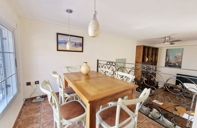 4 chambre Maison de Ville à vendre à Zona Pueblo, Guardamar del Segura - 345 000 € (Ref: 9844034)
