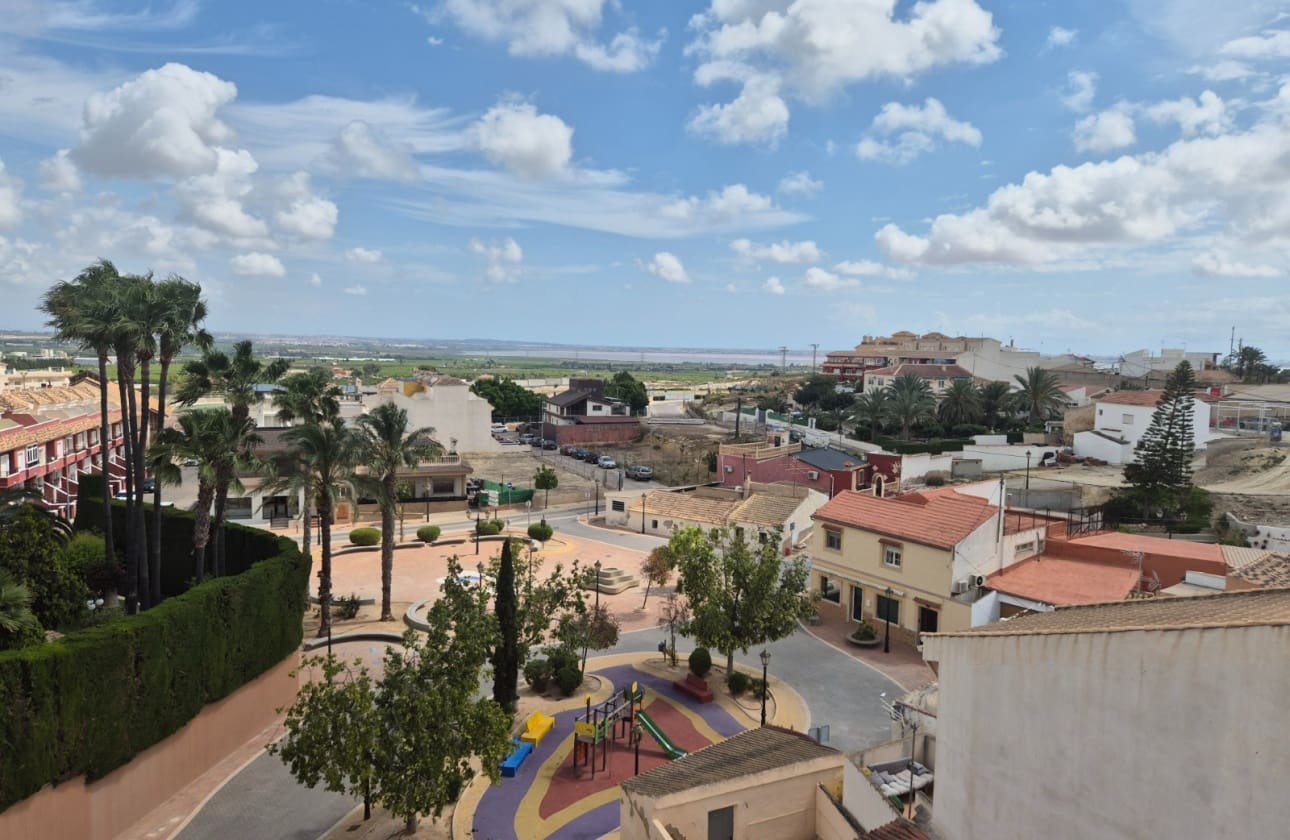 6 bedroom Apartment for sale in San Miguel de Salinas - € 270,000 (Ref: 9844037)