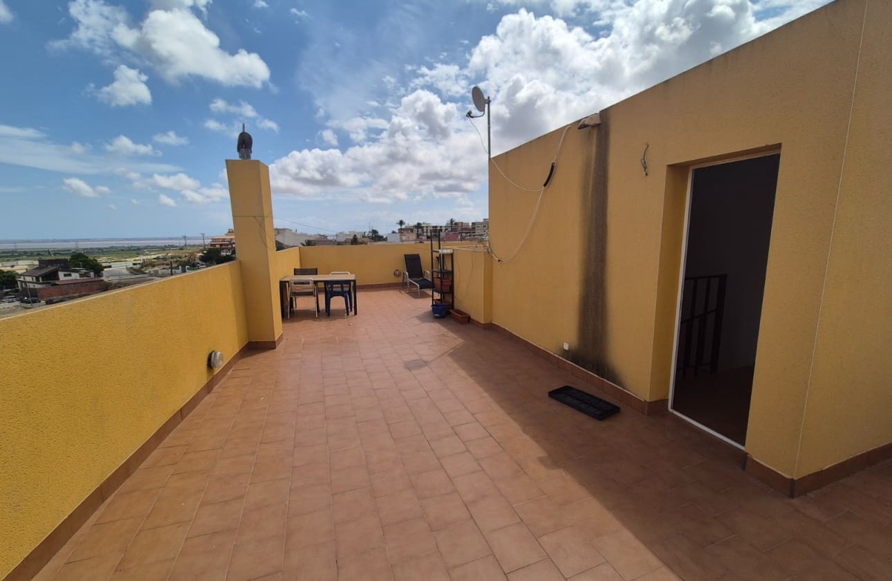 6 bedroom Apartment for sale in San Miguel de Salinas - € 270,000 (Ref: 9844037)