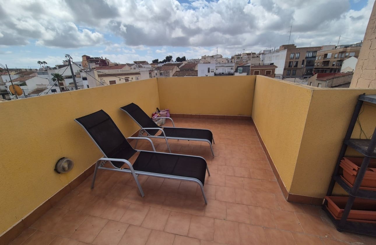6 bedroom Apartment for sale in San Miguel de Salinas - € 270,000 (Ref: 9844037)