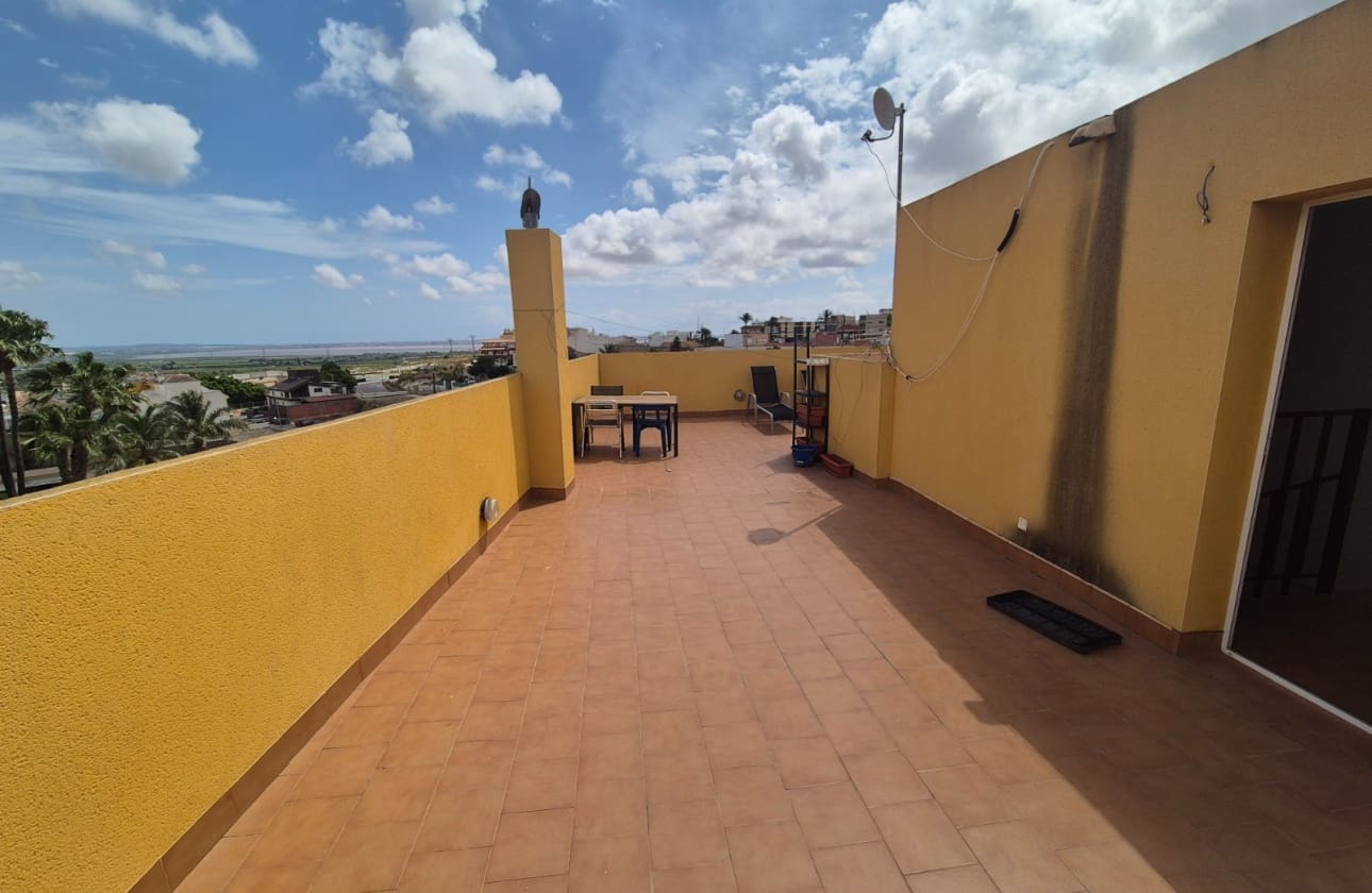 6 bedroom Apartment for sale in San Miguel de Salinas - € 270,000 (Ref: 9844037)