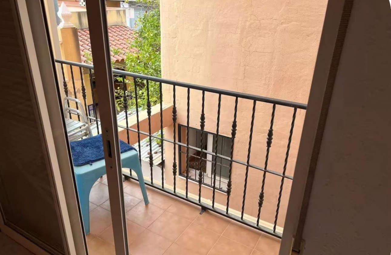6 bedroom Apartment for sale in San Miguel de Salinas - € 270,000 (Ref: 9844037)