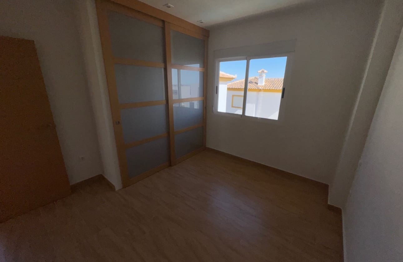 3 bedroom Villa for sale in La Marquesa with pool garage - € 420,000 (Ref: 9850418)