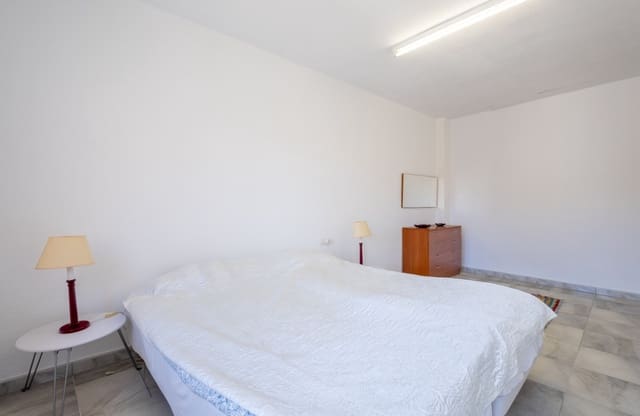 3 bedroom Beach Apartment for sale in Gaspar Perelló, Torrevieja - € 249,000 (Ref: 9854647)