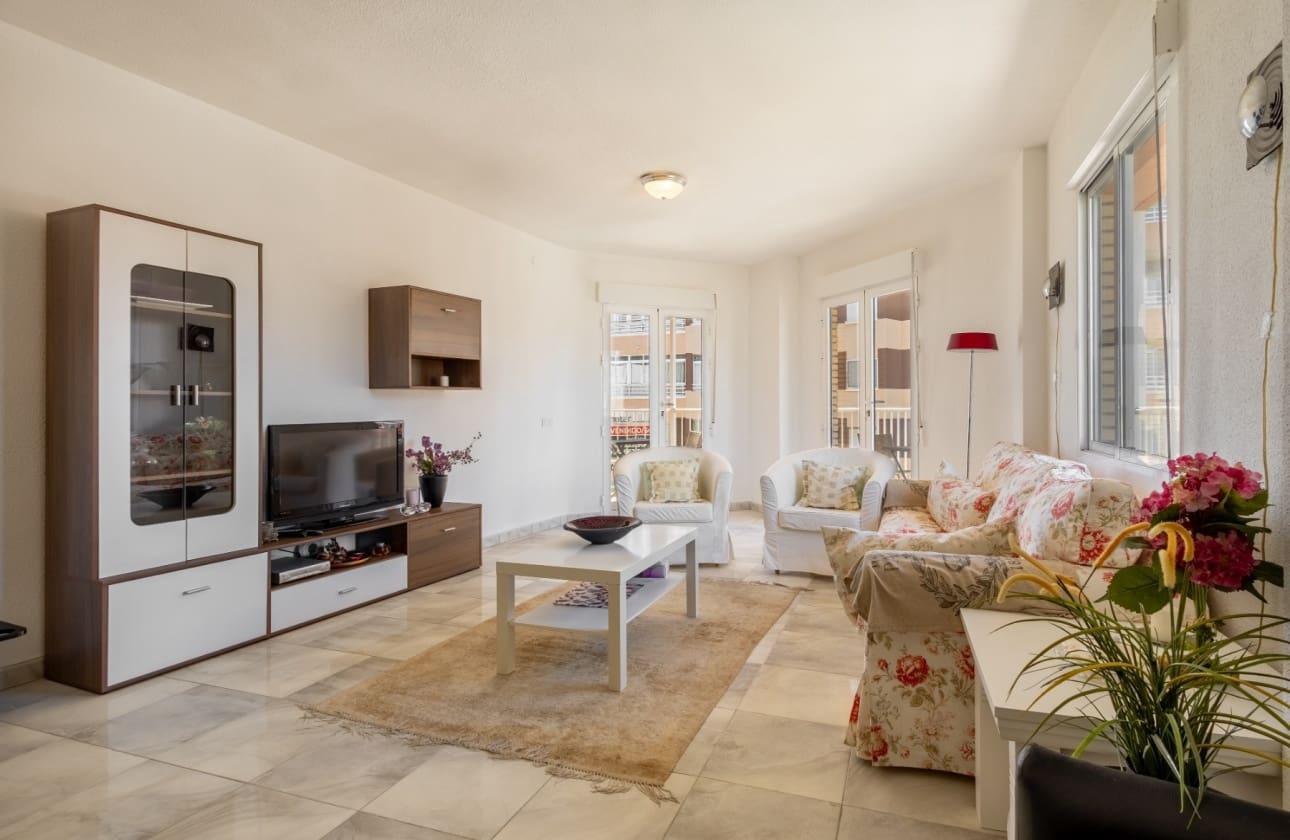 3 makuuhuone Ranta-asunto myytävänä paikassa La Mata - 249 000 € (Ref: 9854647)