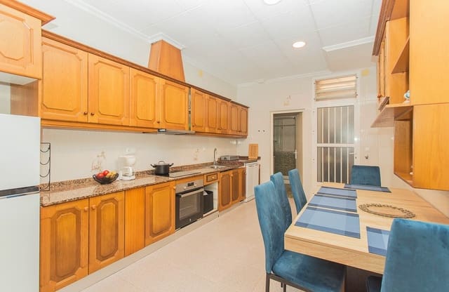 5 soverom Hus til salgs i Las Piscinas Naturales, Torrevieja - € 249 000 (Ref: 9858731)