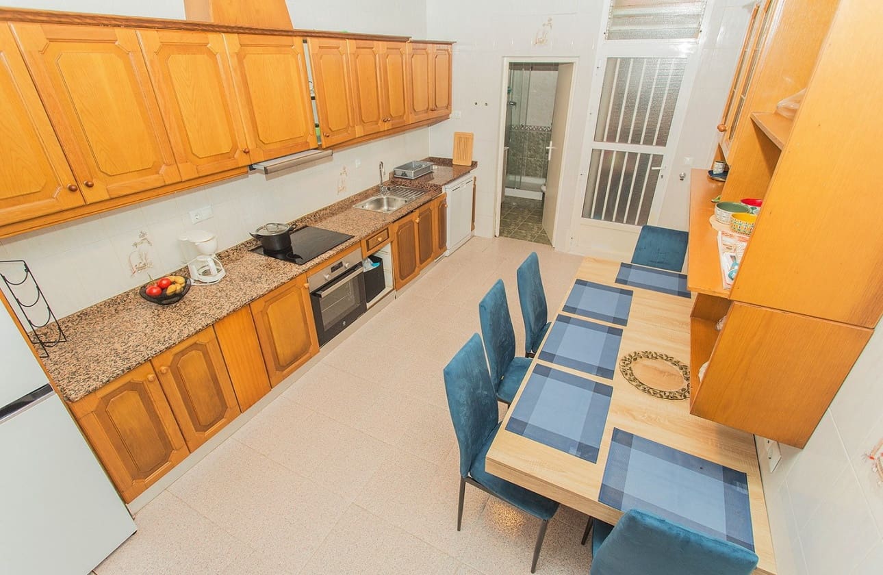5 soverom Hus til salgs i Torrevieja - € 249 000 (Ref: 9858731)