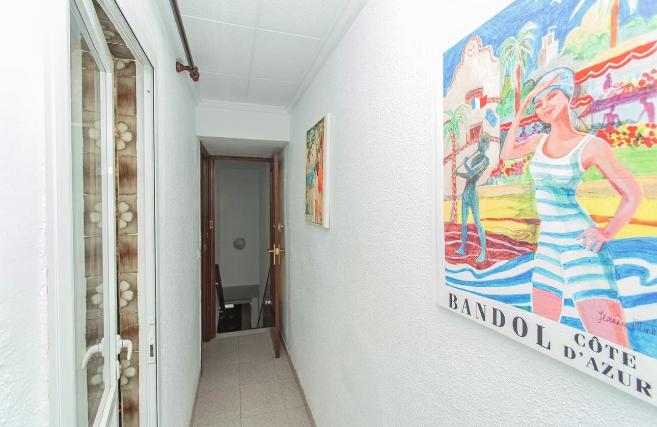 5 soverom Hus til salgs i Torrevieja - € 249 000 (Ref: 9858731)