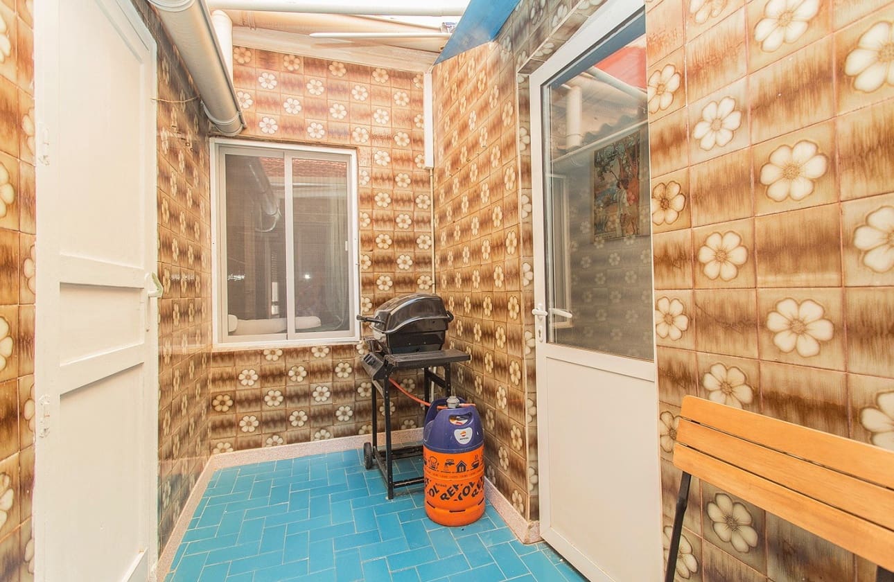 5 soverom Hus til salgs i Torrevieja - € 249 000 (Ref: 9858731)