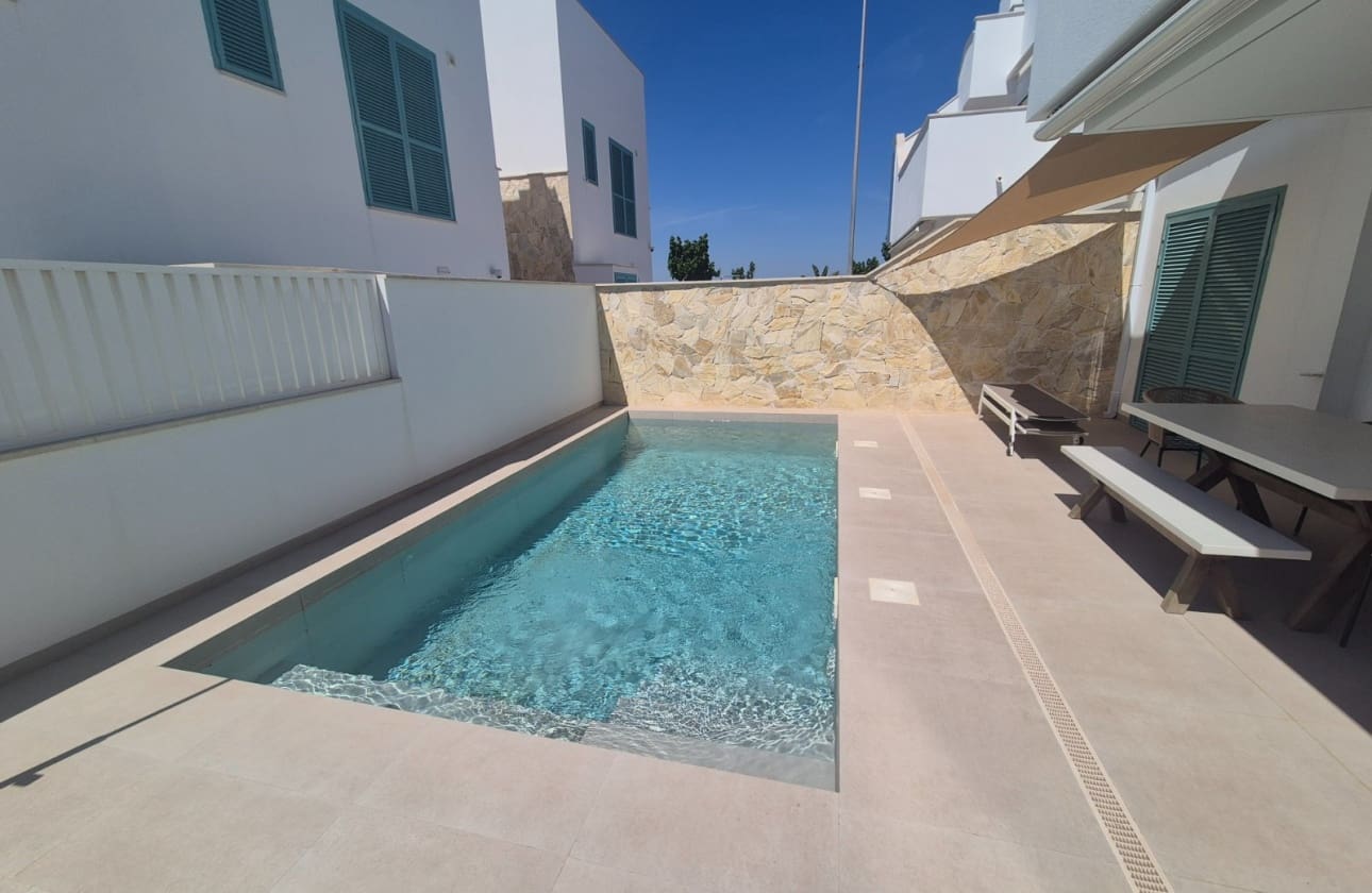 3 slaapkamer Bungalow te koop in Torre de la Horadada met zwembad garage - € 385.000 (Ref: 9866112)