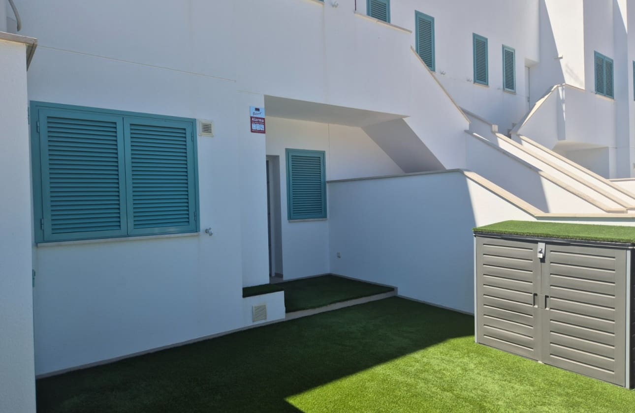3 slaapkamer Bungalow te koop in Torre de la Horadada met zwembad garage - € 385.000 (Ref: 9866112)