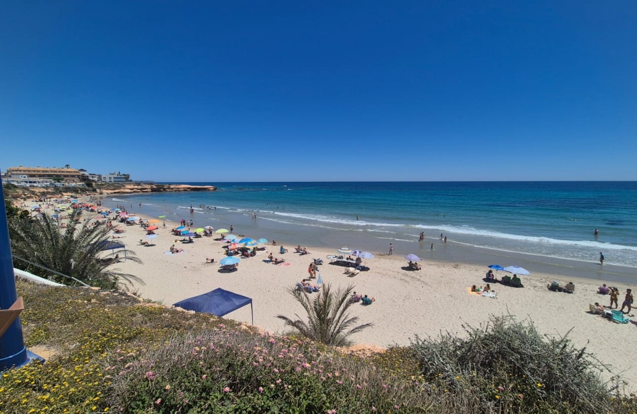 3 slaapkamer Bungalow te koop in Torre de la Horadada met zwembad garage - € 385.000 (Ref: 9866112)