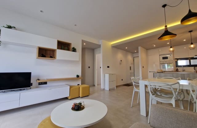 Ático de 3 habitaciones en El Raso, Guardamar del Segura en venta con piscina - 309.950 € (Ref: 9866113)