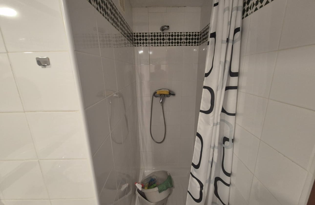 2 quarto Apartamento para venda em Torrevieja com piscina - 186 000 € (Ref: 9872303)