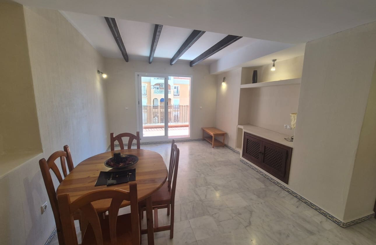 2 quarto Apartamento para venda em Torrevieja com piscina - 186 000 € (Ref: 9872303)