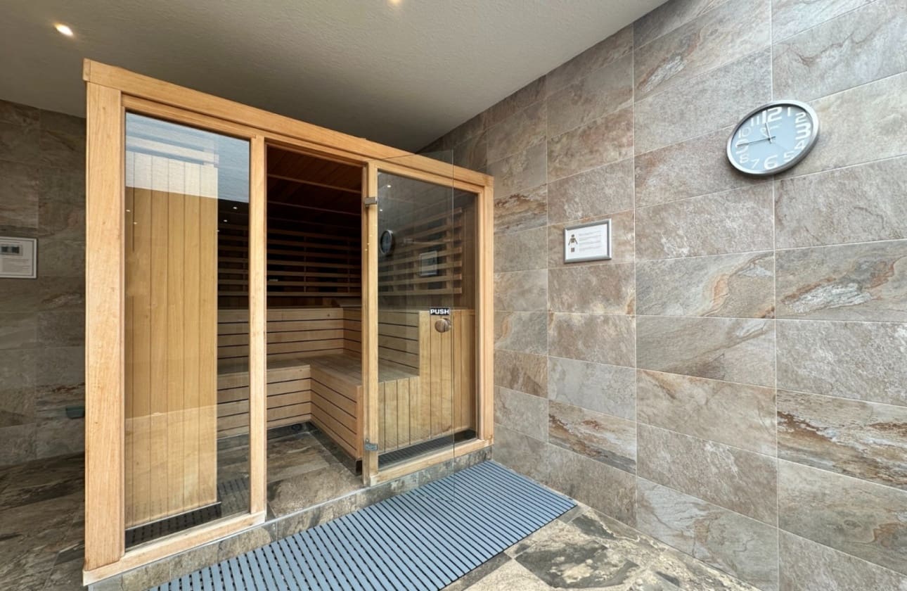 Apartamento de 2 habitaciones en El Raso en venta con piscina - 289.000 € (Ref: 9913796)