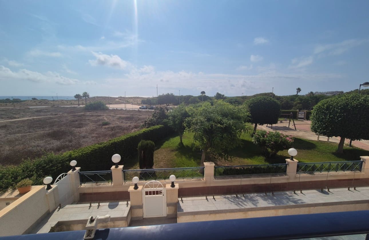 3 quarto Apartamento para venda em La Mata com piscina garagem - 336 000 € (Ref: 9939133)