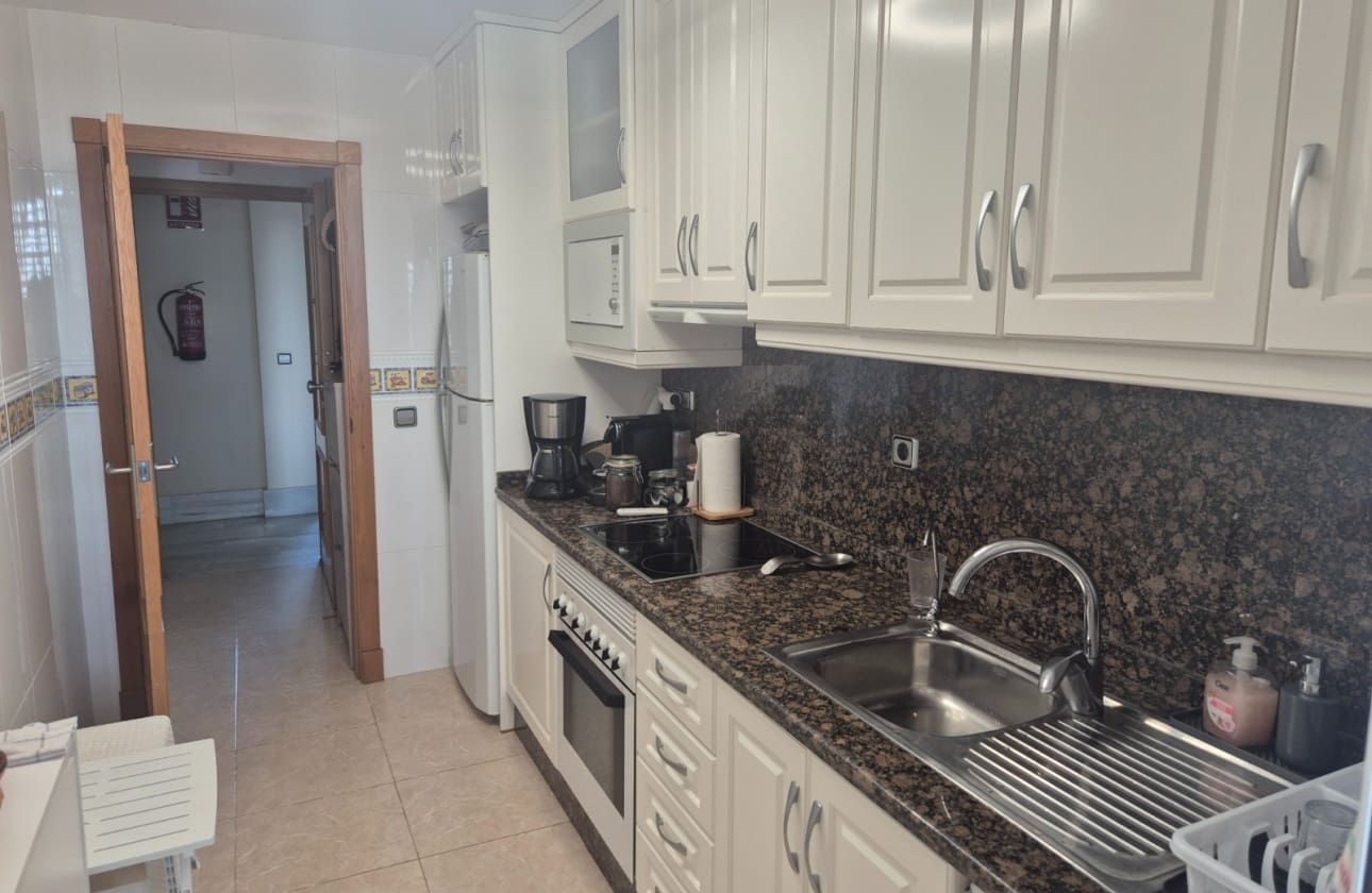 3 quarto Apartamento para venda em La Mata com piscina garagem - 336 000 € (Ref: 9939133)
