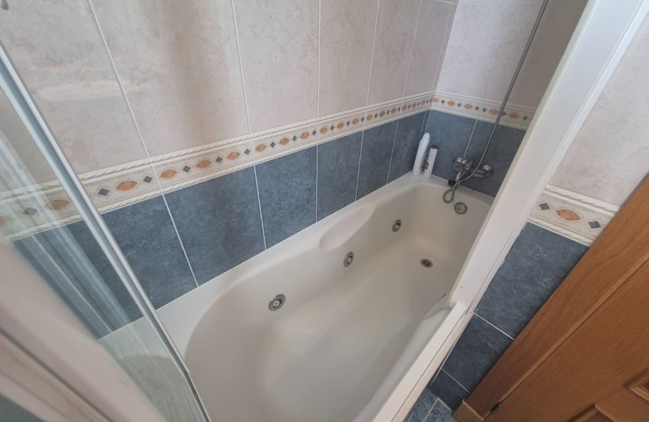 3 quarto Apartamento para venda em La Mata com piscina garagem - 336 000 € (Ref: 9939133)