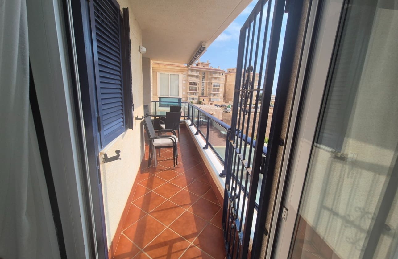 3 quarto Apartamento para venda em La Mata com piscina garagem - 336 000 € (Ref: 9939133)