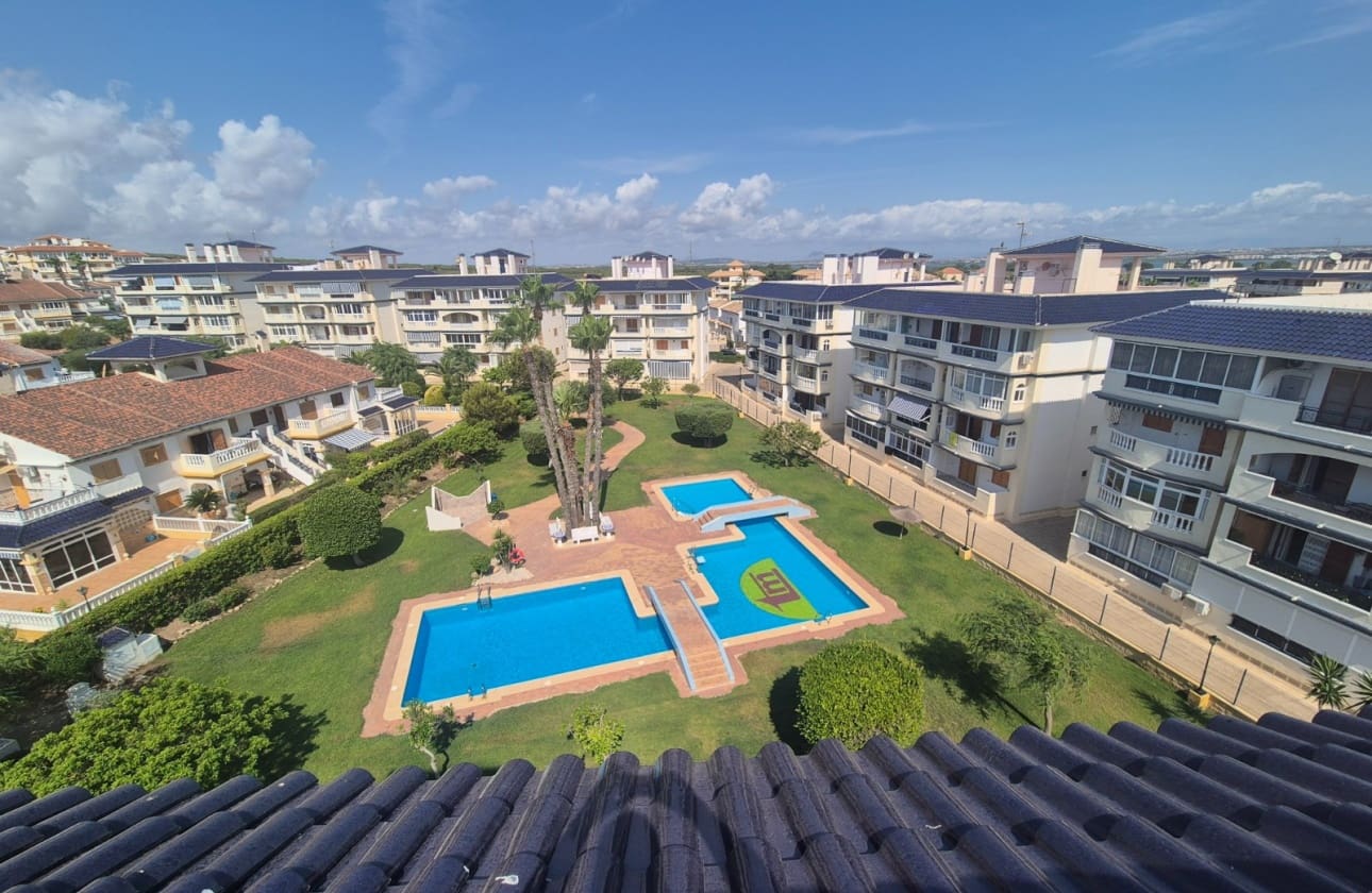 3 quarto Apartamento para venda em La Mata com piscina garagem - 336 000 € (Ref: 9939133)