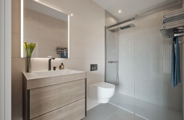 3 chambre Penthouse à vendre à Zona Pueblo, Guardamar del Segura avec piscine - 549 500 € (Ref: 9961222)