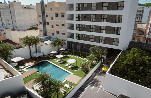 3 chambre Penthouse à vendre à Zona Pueblo, Guardamar del Segura avec piscine - 549 500 € (Ref: 9961222)
