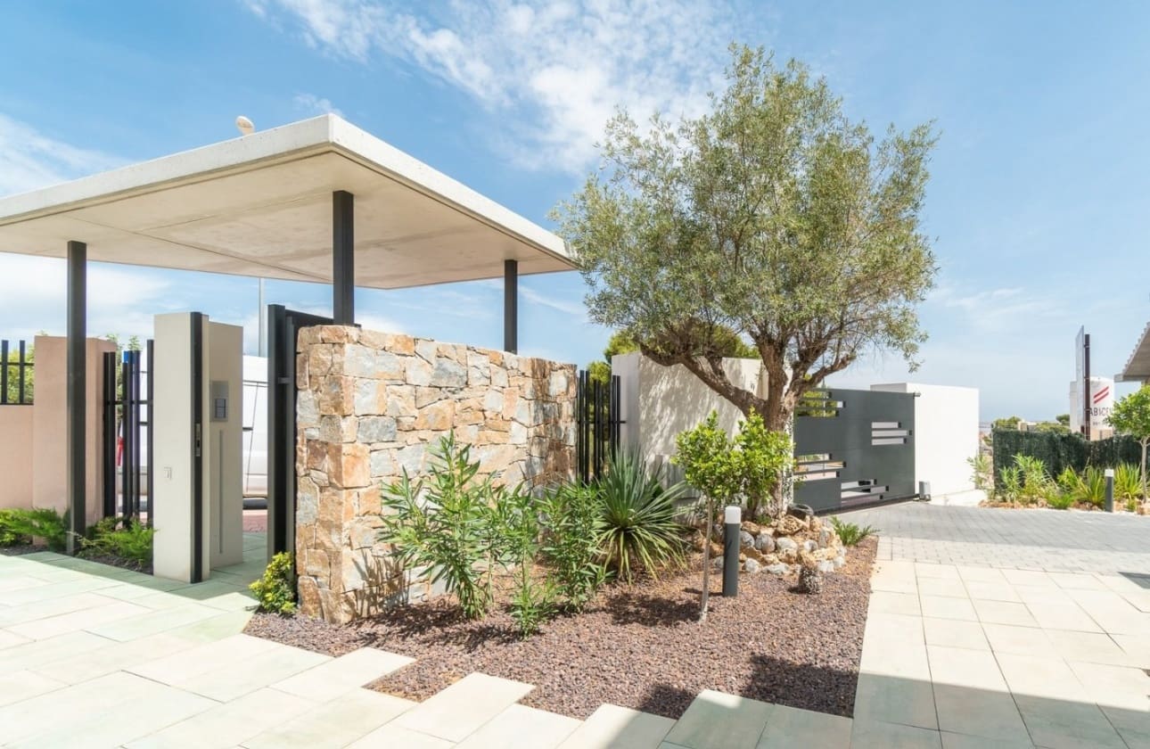 3 bedroom Bungalow for sale in Los Balcones with pool - € 350,000 (Ref: 9961224)