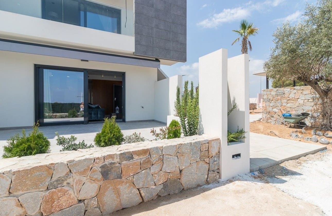 3 bedroom Bungalow for sale in Los Balcones with pool - € 350,000 (Ref: 9961224)