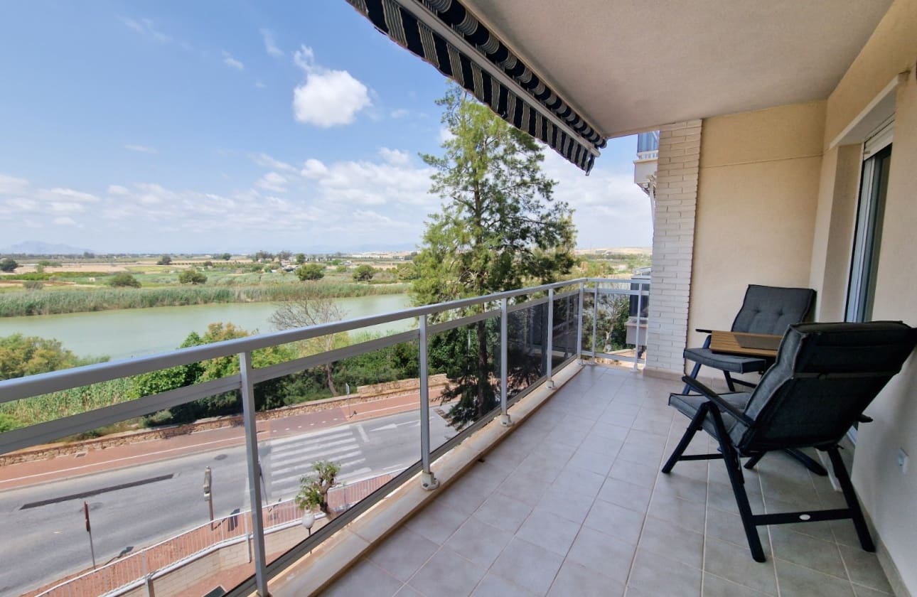2 soveværelse Lejlighed til salg i Guardamar del Segura med swimmingpool - € 183.500 (Ref: 9970880)