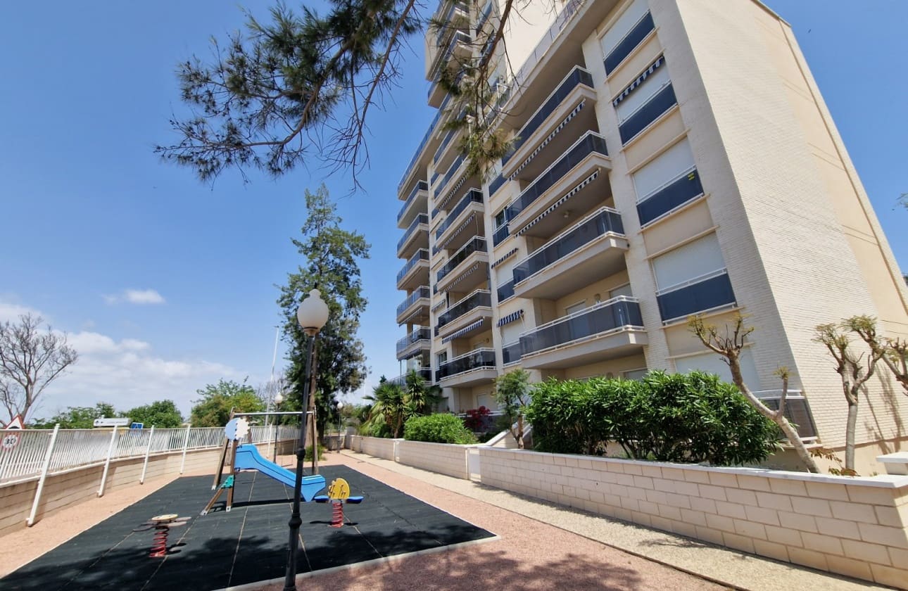 2 soveværelse Lejlighed til salg i Guardamar del Segura med swimmingpool - € 183.500 (Ref: 9970880)