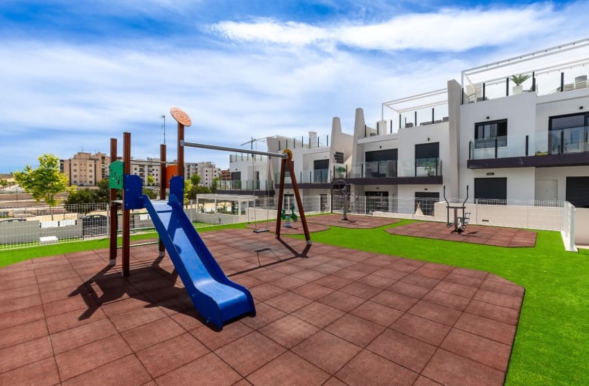 2 quarto Apartamento para venda em San Miguel de Salinas com piscina - 212 000 € (Ref: 10004513)
