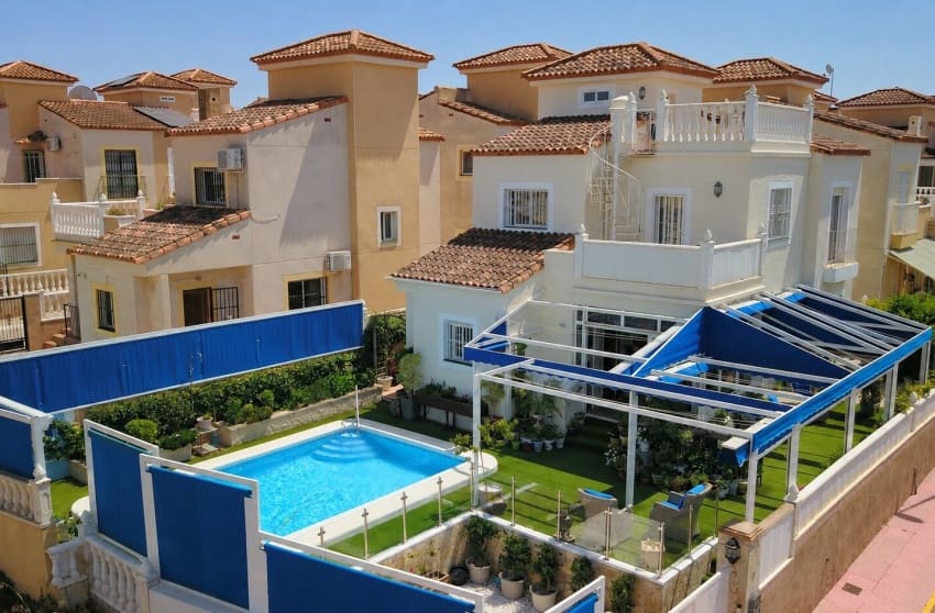 4 sypialnia Willa na sprzedaż w Algorfa z basenem - 325 000 € (Ref: 10004516)