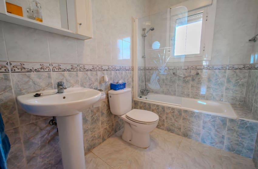 2 sypialnia Willa na sprzedaż w Ciudad Quesada z basenem - 245 000 € (Ref: 10004517)