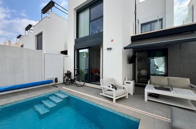 3 soveværelse Villa til salg i Villamartín - Las Filipinas, Orihuela med garage - € 395.000 (Ref: 10004518)