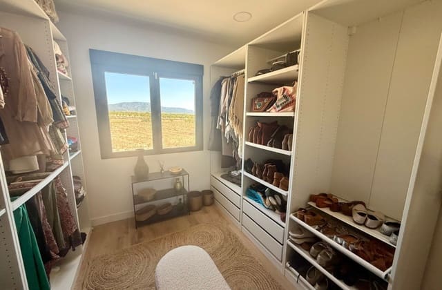 Chalet de 3 habitaciones en Pinoso en venta - 425.000 € (Ref: 10004519)