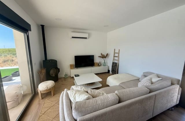 Chalet de 3 habitaciones en Pinoso en venta - 425.000 € (Ref: 10004519)