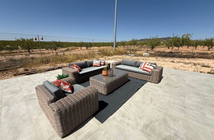 Chalet de 3 habitaciones en Pinoso en venta - 425.000 € (Ref: 10004519)