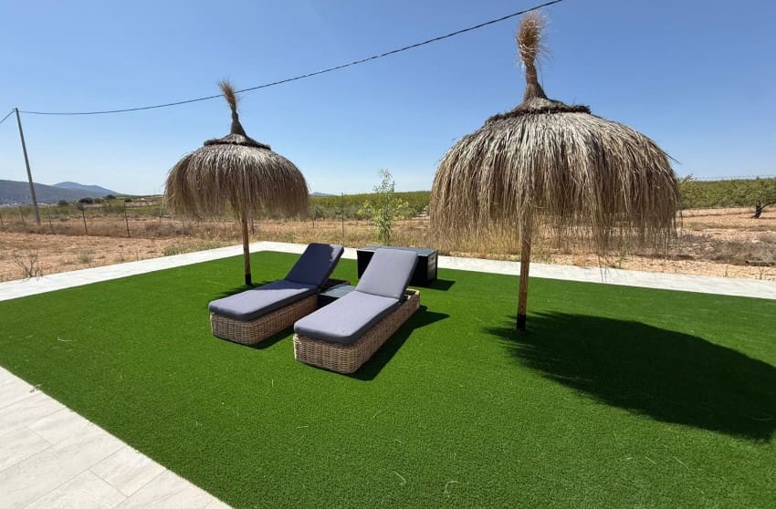 Chalet de 3 habitaciones en Pinoso en venta - 425.000 € (Ref: 10004519)