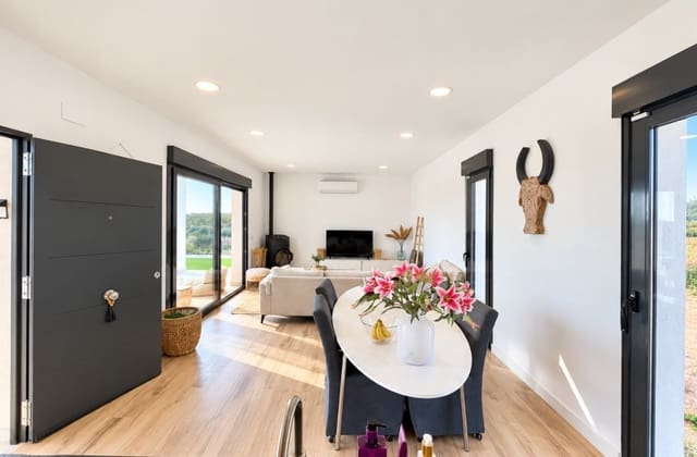 3 slaapkamer Villa te koop in Pinoso met zwembad garage - € 399.900 (Ref: 10004519)