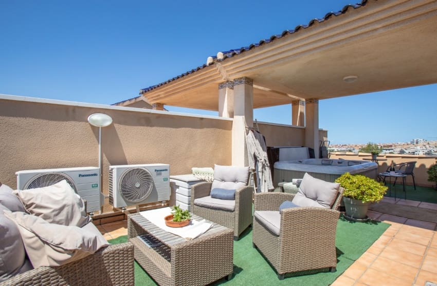 2 camera da letto Bungalow in vendita in Villamartin con piscina - 209.000 € (Rif: 10004522)