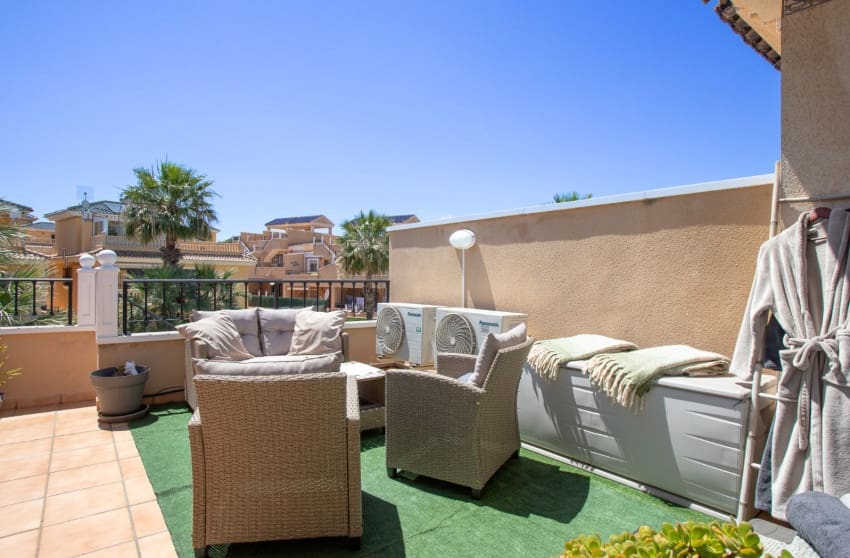 2 camera da letto Bungalow in vendita in Villamartin con piscina - 209.000 € (Rif: 10004522)