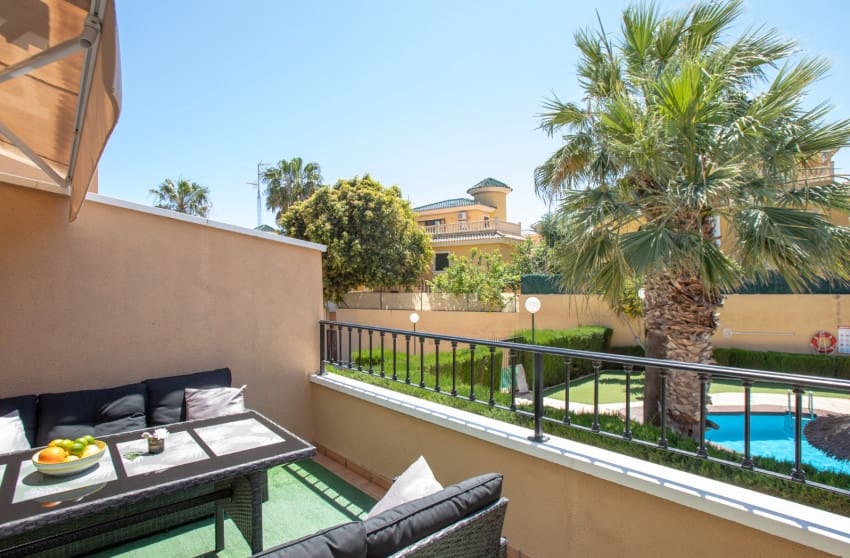 2 camera da letto Bungalow in vendita in Villamartin con piscina - 209.000 € (Rif: 10004522)