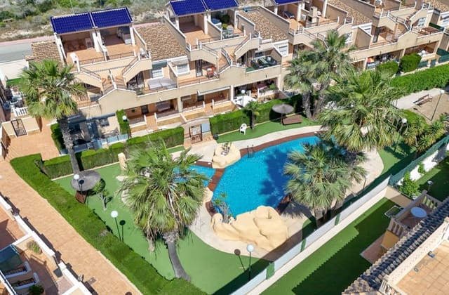 2 camera da letto Bungalow in vendita in Villamartin, Orihuela con piscina - 209.000 € (Rif: 10004522)