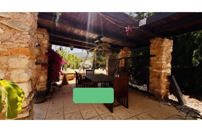 5 soverom Finca/Herregård til salgs i La Romana med svømmebasseng garasje - € 339 995 (Ref: 10004524)