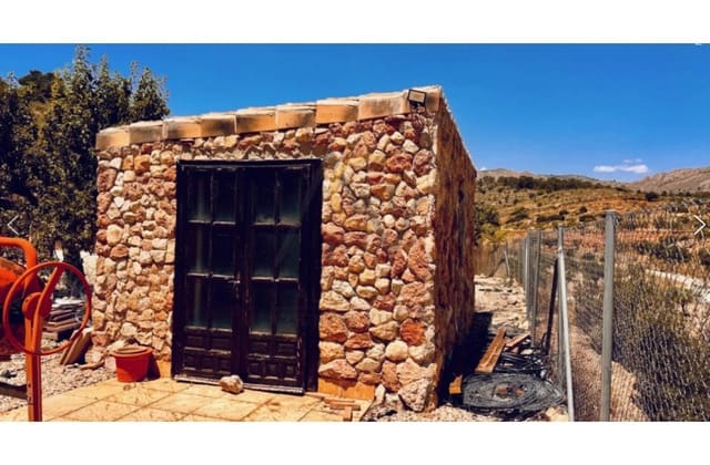 5 soverom Finca/Herregård til salgs i La Romana med svømmebasseng garasje - € 339 995 (Ref: 10004524)