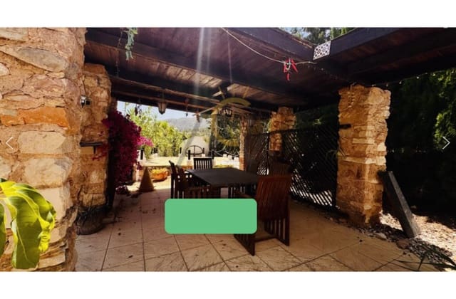 5 soverom Finca/Herregård til salgs i La Romana med svømmebasseng garasje - € 339 995 (Ref: 10004524)